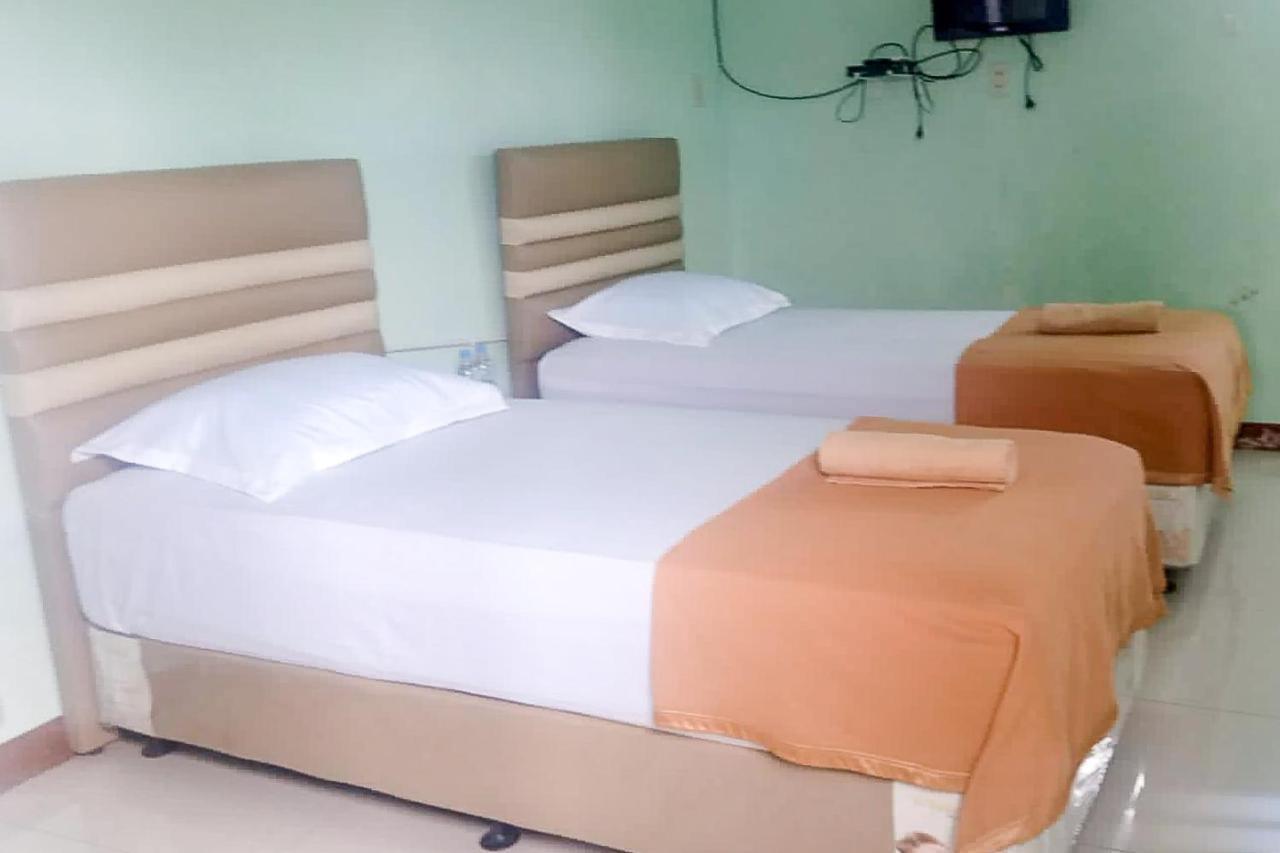 Sutomo Indah Homestay Syariah Mitra Reddoorz Padang Sidempuan Экстерьер фото